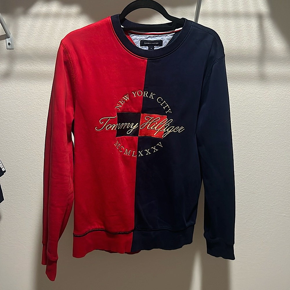 Tommy Hilfiger sweatshirt 1 of 1 SZ (M)